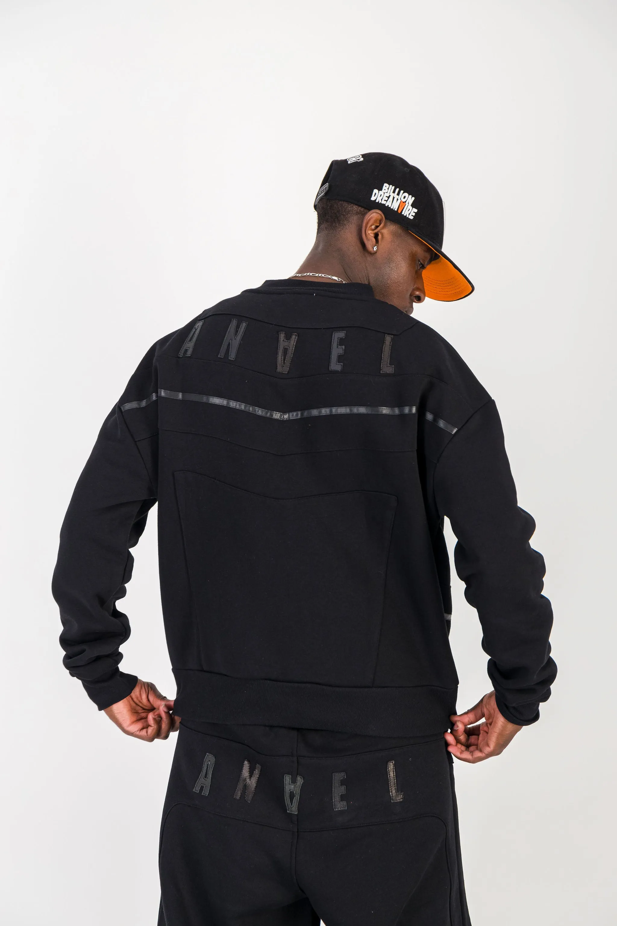 BLACK CREWNECK BOMBER JACKET W/ LEATHER LOGO