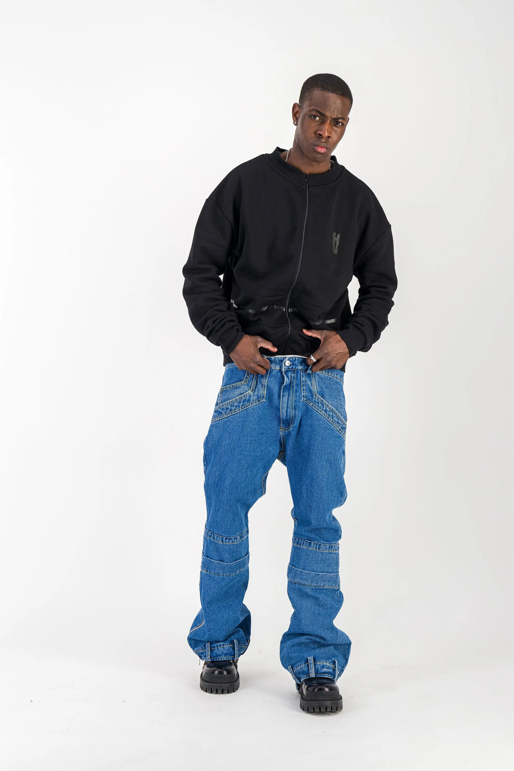 BLACK CREWNECK BOMBER JACKET W/ LEATHER LOGO