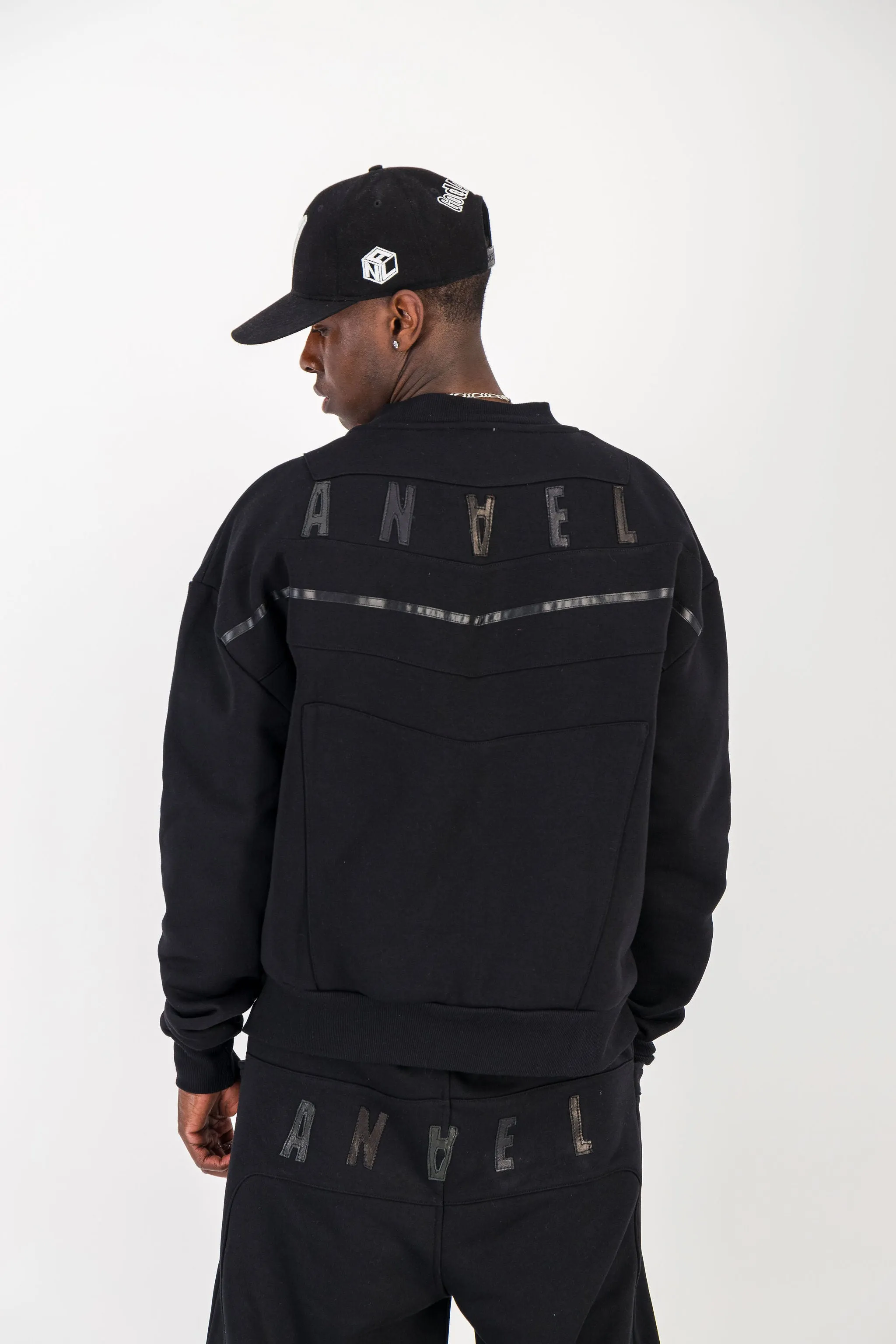 BLACK CREWNECK BOMBER JACKET W/ LEATHER LOGO