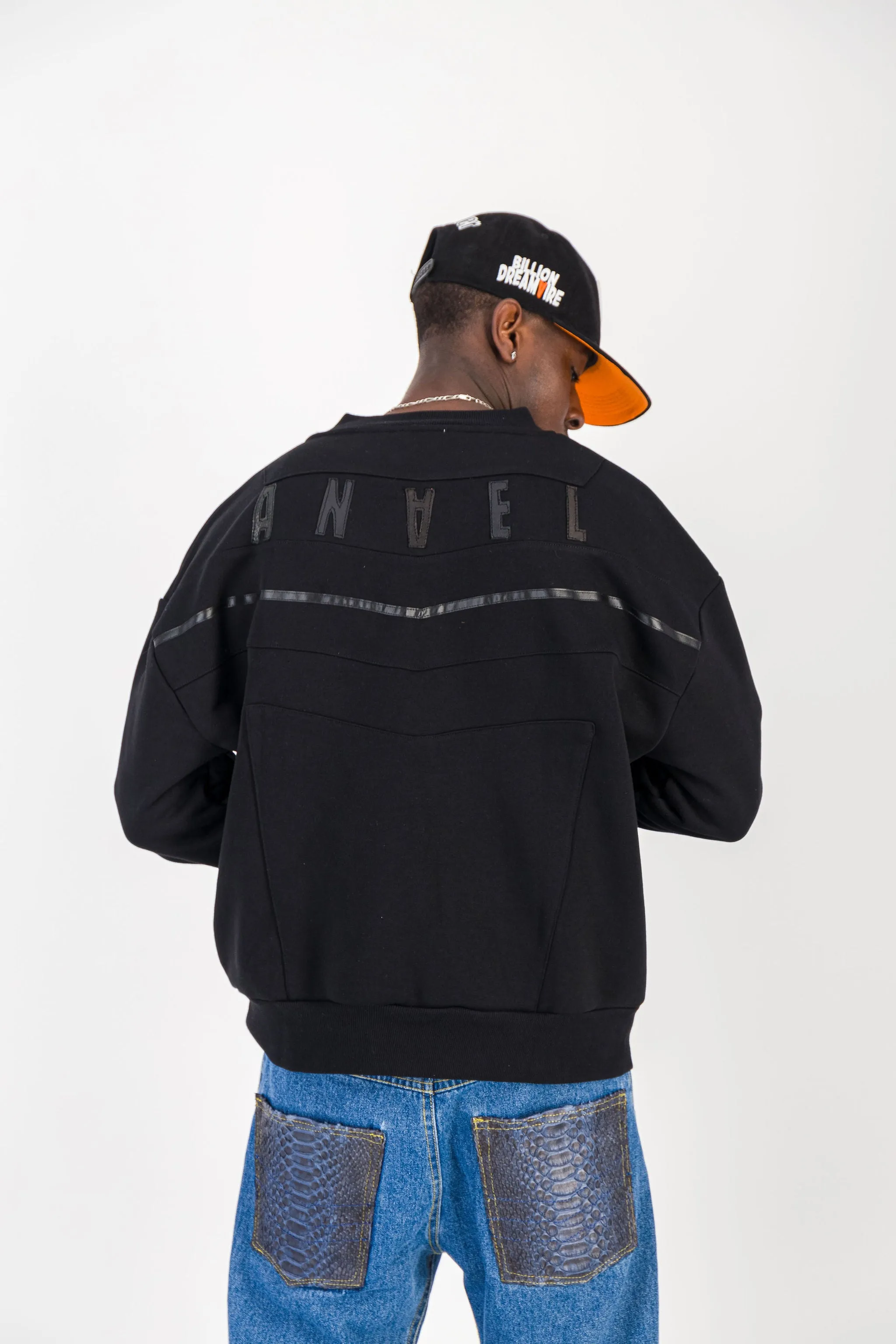 BLACK CREWNECK BOMBER JACKET W/ LEATHER LOGO